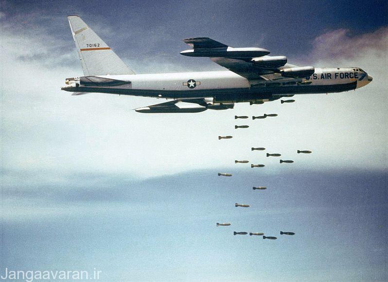 بمب افکن اتمی B-52 استراتوفورترس