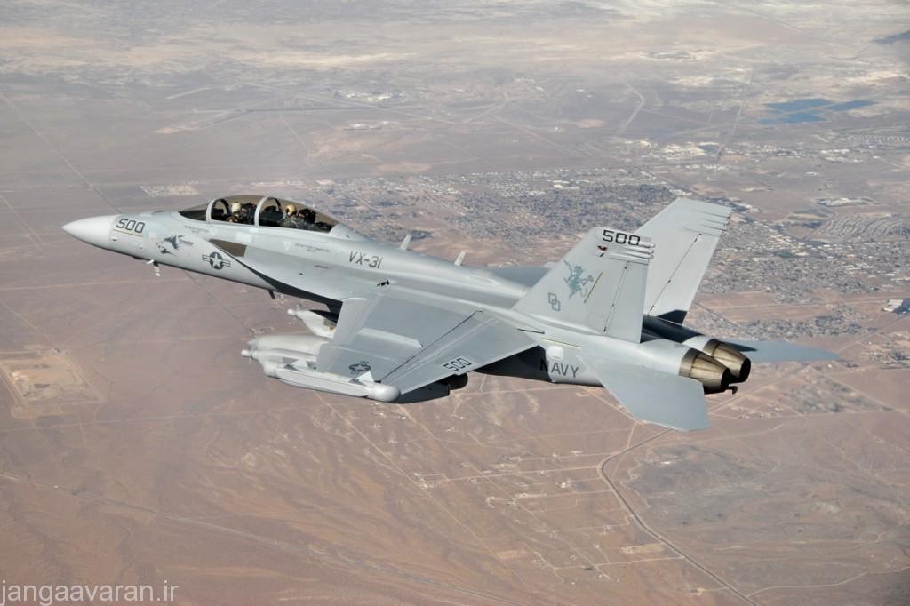 EA-18G_VX-31_over_Ridgecrest_CA_2009