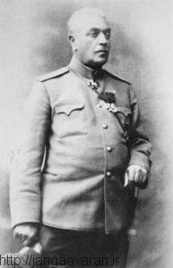 ژنرال نازاریکیان. او علی رغم نفرات و تجهیزات کمتربارها با تشکیل خطوط دفاعی پیشروی های نیروهای ترک را کند کرد 