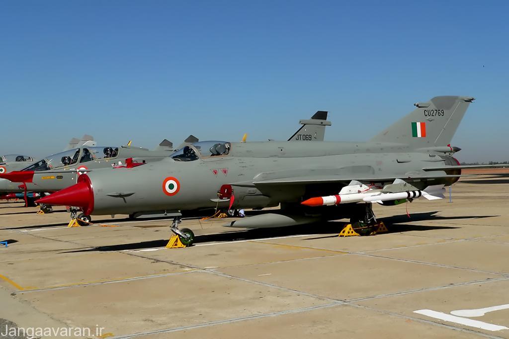 میگ21 بیسوم ارتش هند مسلح به موشک رادار فعال ار77 و موشک فروسرخ ار 73