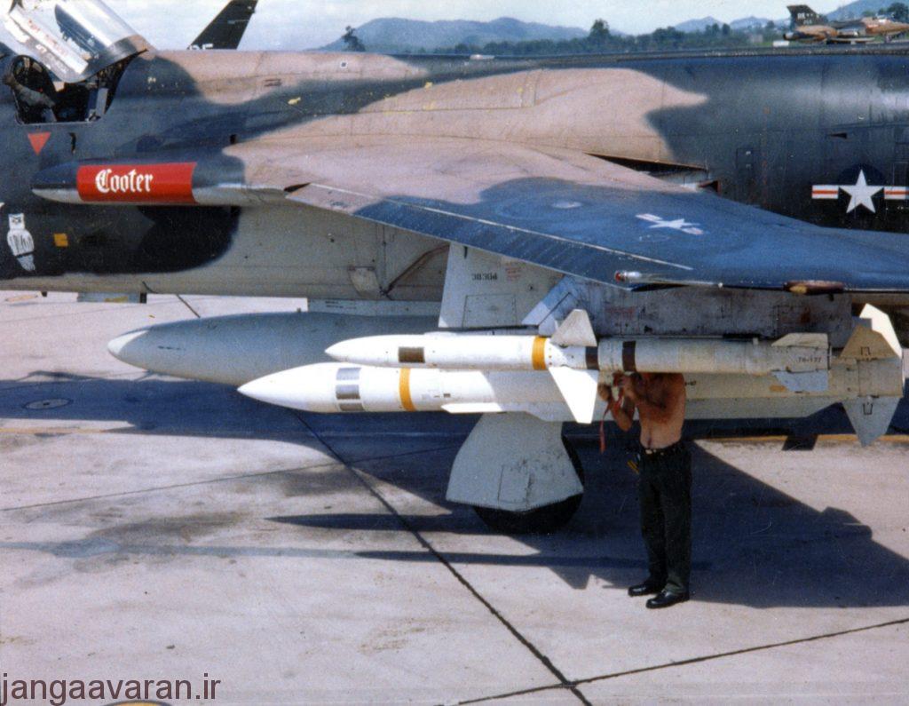 agm-45_and_agm-78_on_f-105f_late_1960s