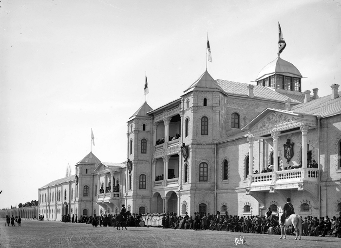 ساختمان قدیمی مجلس شورای ملی که به دست میرزا حسین خان سپهسالار ساخته شده بود