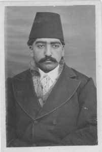 کامران میرزا پسرناصرالدین شاه که کارشکنی زیادی در راه نظمیه کرد