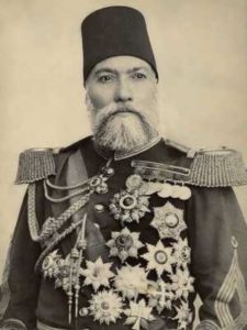 عثمان پاشا فرمانده لایق ارتش عثمانی. او در شهرپلونا یک خط دفاعی مستحکم در برابر روسها ایجاد کرد