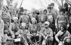 تفنگداران جیلو. آنها آشوریان مقیم عثمانی بودند که با ورود به ایران توسط روسها تجهیز و تبدیل به نیروی شبه نظامی طرفدار آنها شدند 