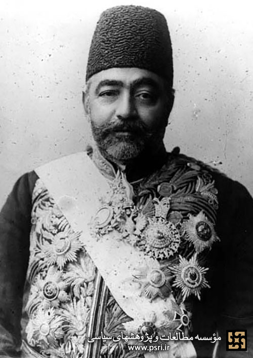 میرزا علی اصغرخان امین السلطان معروف به اتابک. او صدراعظم سه شاه قاجار بود 